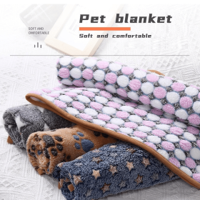 Pet Mat and Blanket (Color: Leather red star pat)